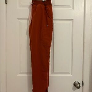 Women’s Rust Scrub Pants